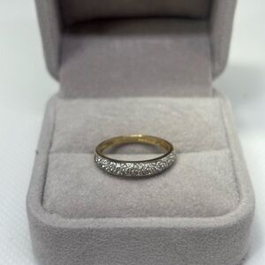 9K Yellow Gold Diamond Ring, size 5.75